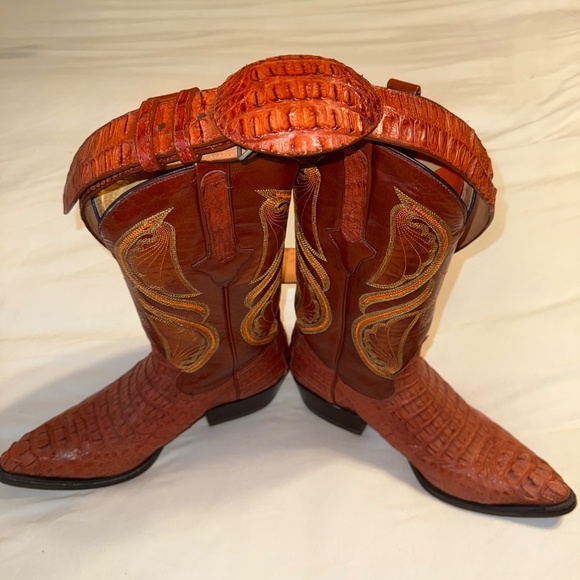 Genuine Caimin Fuscus Skin Boots and Belt - Picture 3 of 7